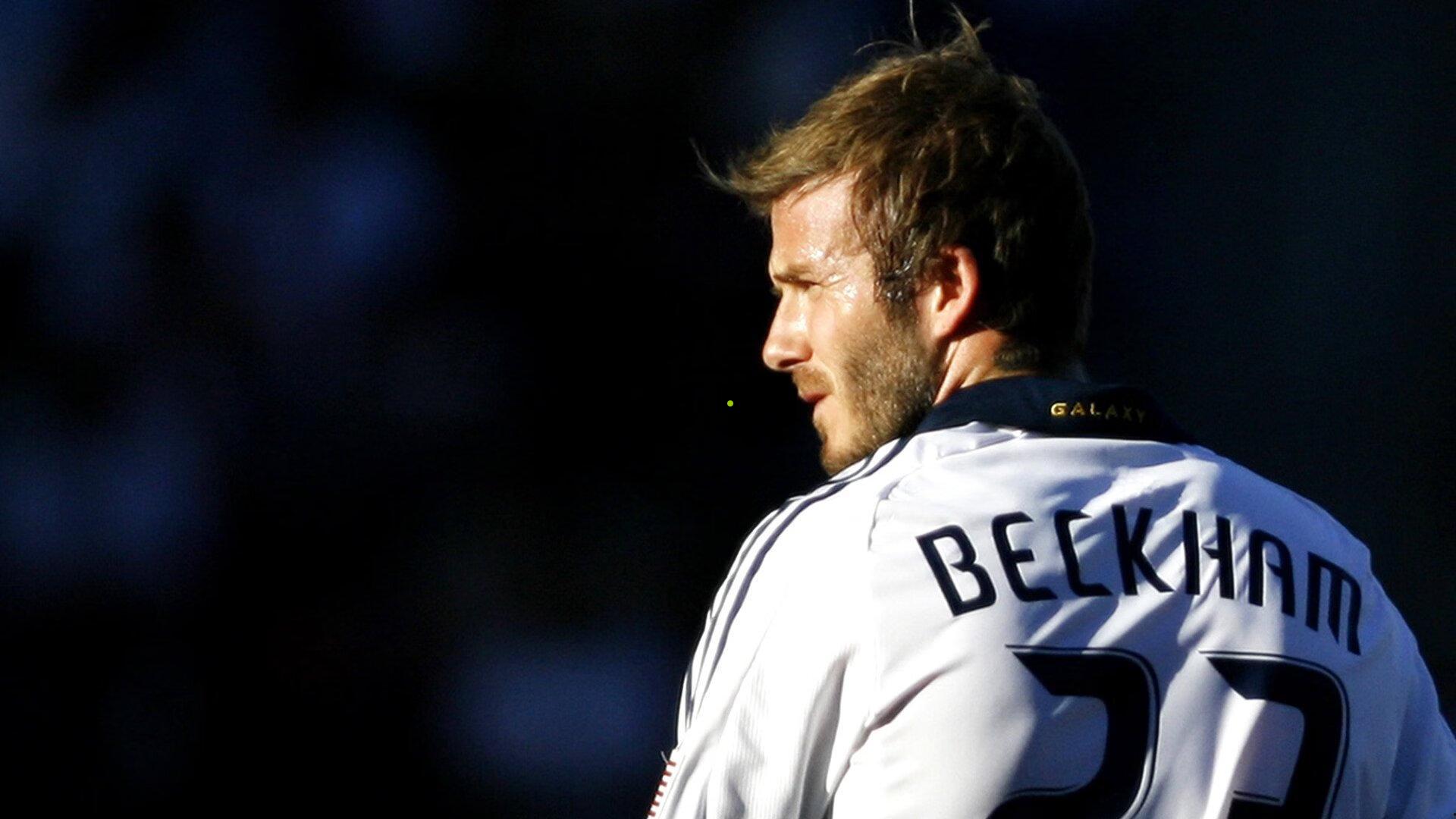 武磊，逆境中的夸赞风暴