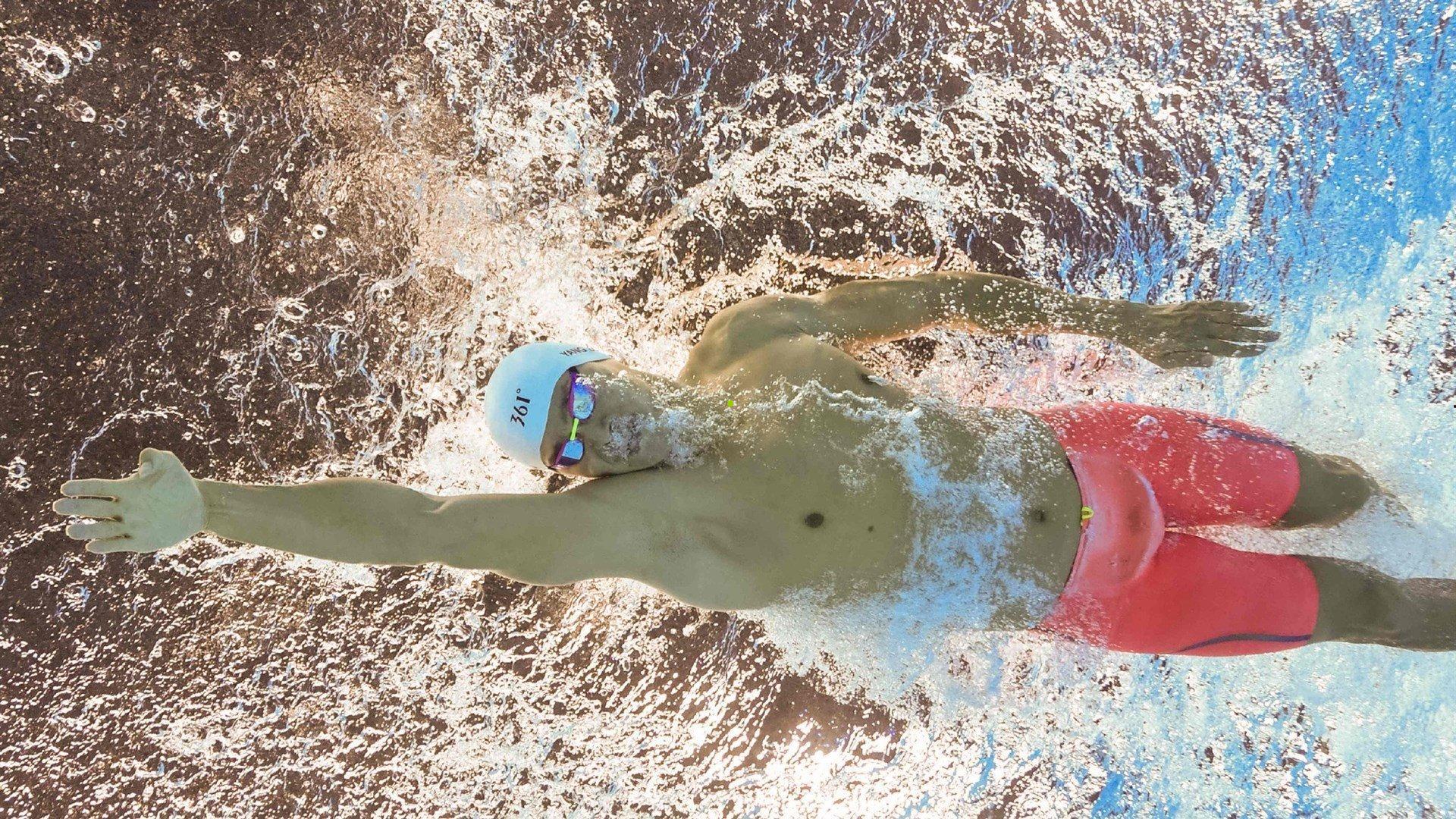 英超惊现违背物理定律进球！中超球迷，这剧本我们真没有